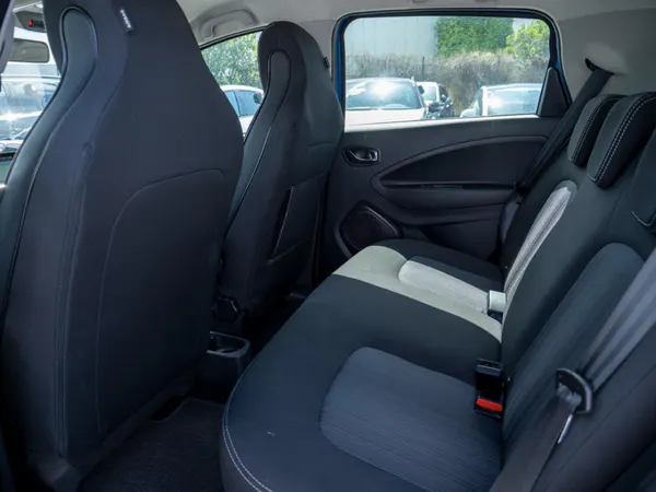Renault Zoe - Photo 24
