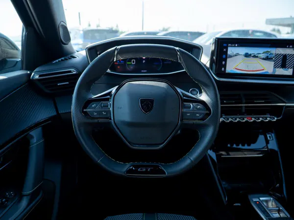 Peugeot e-2008 - Photo 27