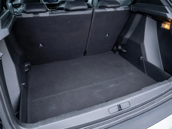 Peugeot e-2008 - Photo 16