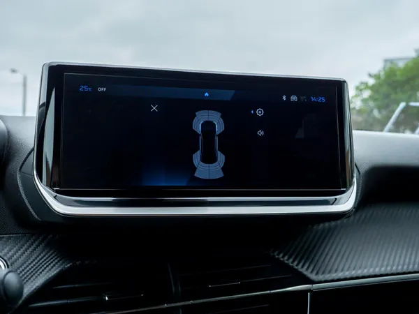 Peugeot e-2008 - Photo 32