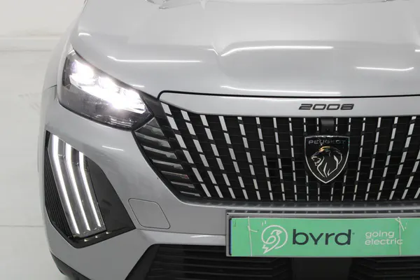Peugeot e-2008 - Photo 3