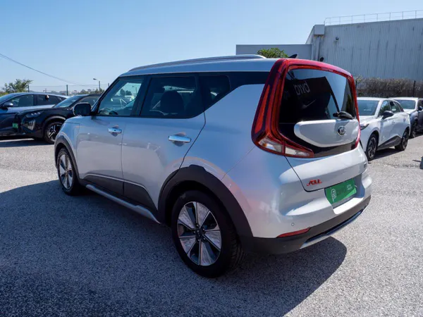 Kia e-Soul - Photo 10