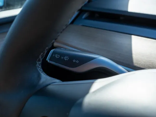 Tesla Model Y - Photo 33