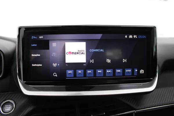 Peugeot e-2008 - Photo 22