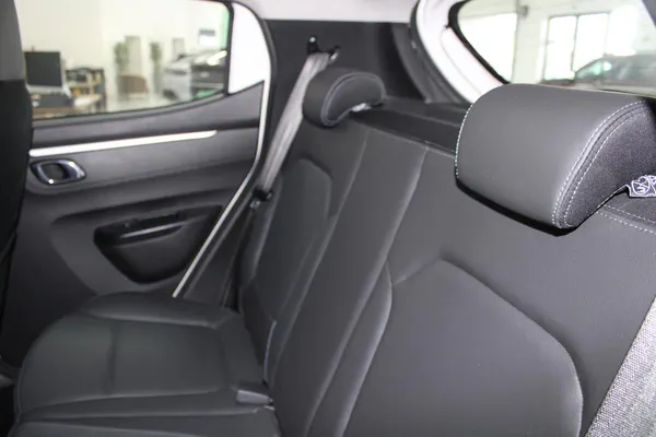 Dacia Spring - Photo 13