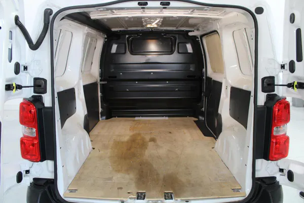 Peugeot Expert - Photo 8