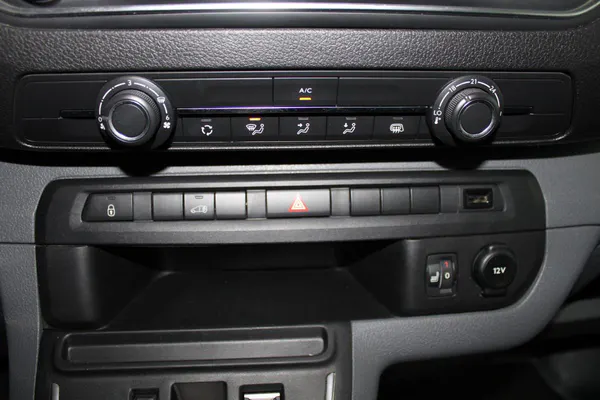 Peugeot Expert - Photo 16