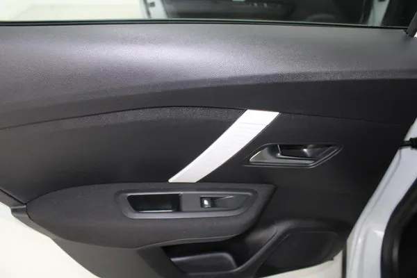 Citroen e-C4 - Photo 12