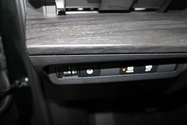 Nissan Ariya - Photo 14
