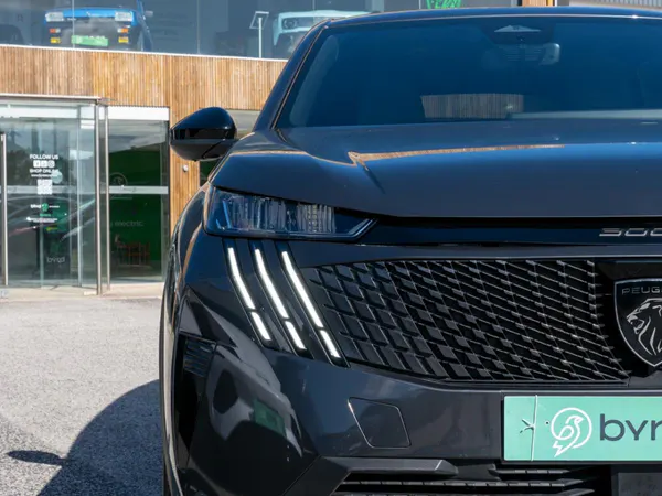 Peugeot E-3008 - Photo 5