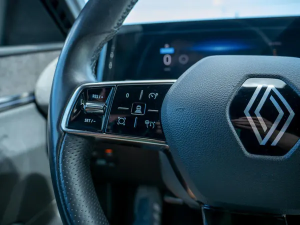 Renault Mégane E-Tech - Photo 27
