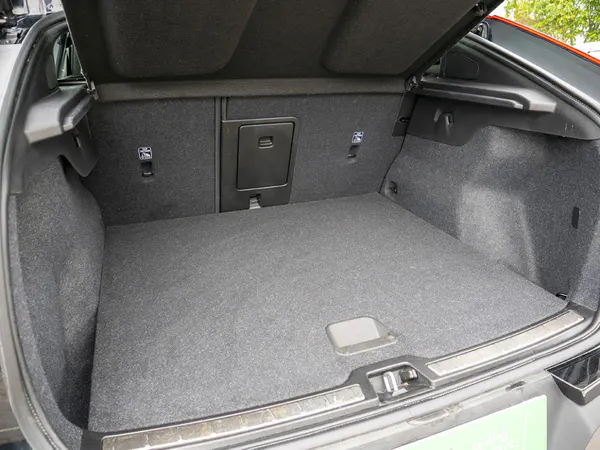 Volvo C40 - Photo 14