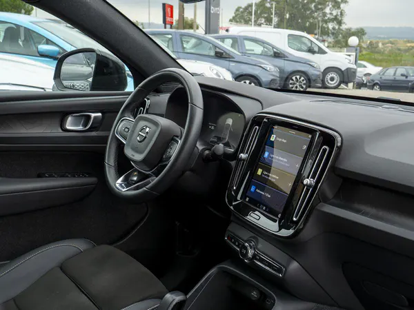 Volvo C40 - Photo 19