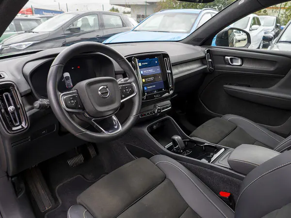 Volvo C40 - Photo 23