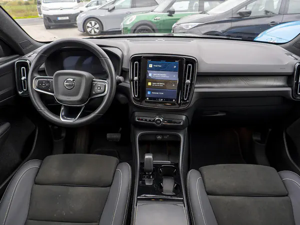 Volvo C40 - Photo 28