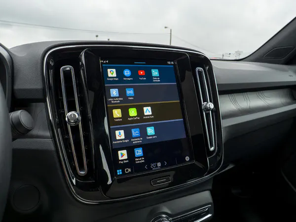 Volvo C40 - Photo 38