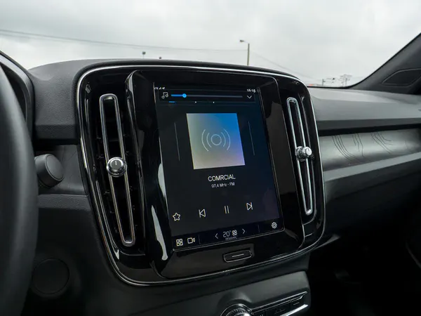Volvo C40 - Photo 37