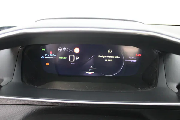 Peugeot e-2008 - Photo 23