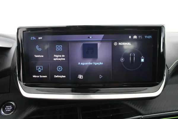 Peugeot e-2008 - Photo 28