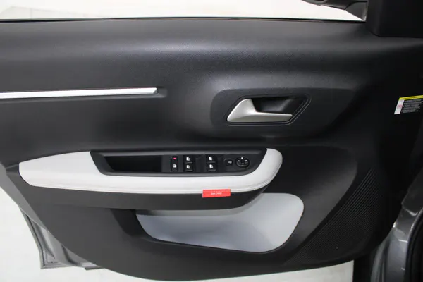 Citroen e-C3 - Photo 9