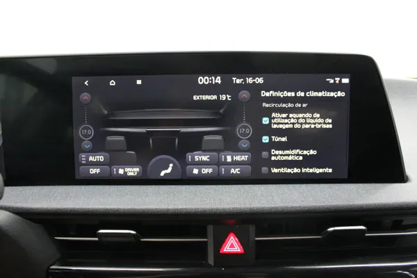Kia EV6 - Photo 25