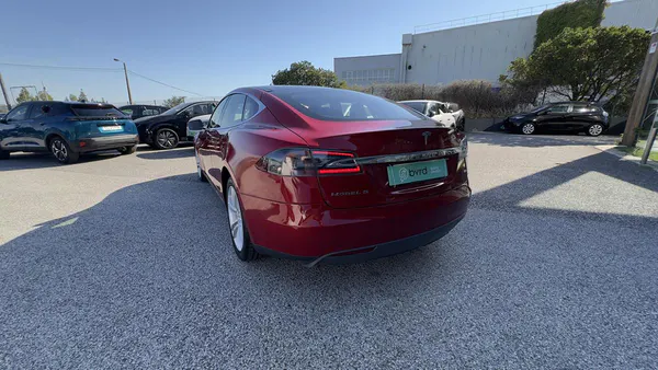 Tesla Model S - Photo 8