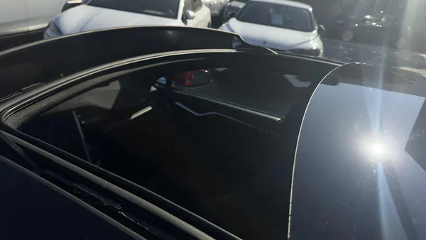 Tesla Model S - Photo 47