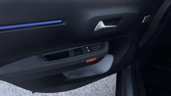 Citroen e-C3 - Photo 10