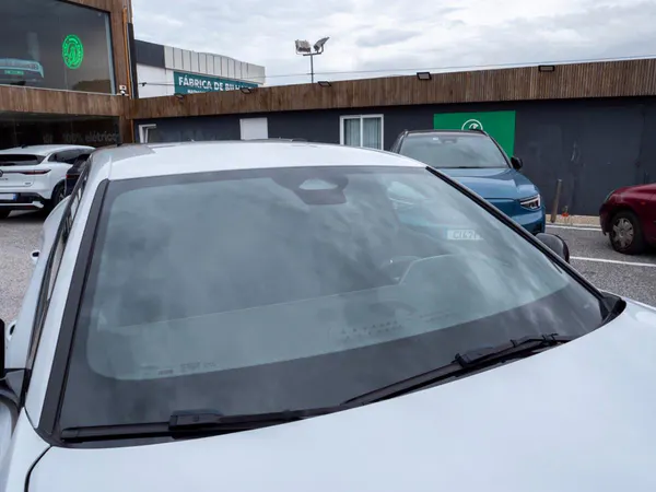 Peugeot E-408 - Photo 7