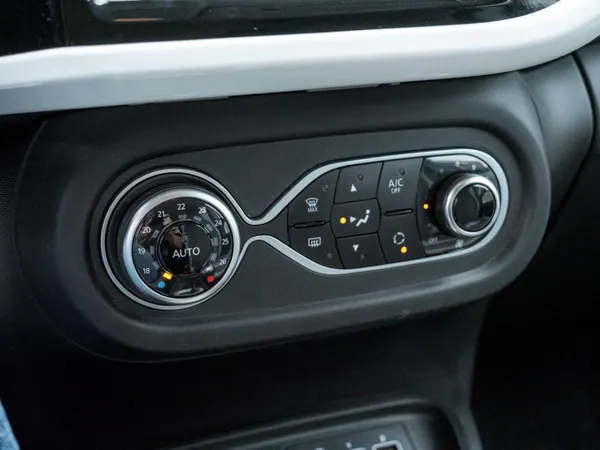 Renault Twingo - Photo 37