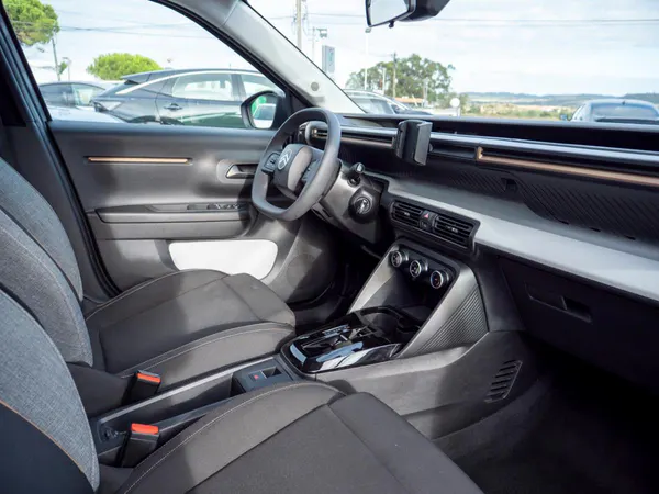Citroen e-C3 Aircross - Photo 17