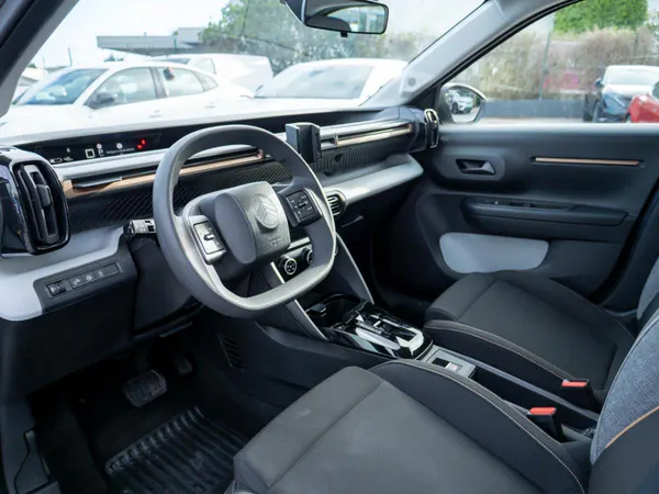 Citroen e-C3 Aircross - Photo 22