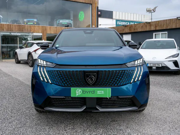 Peugeot E-3008 - Photo 4