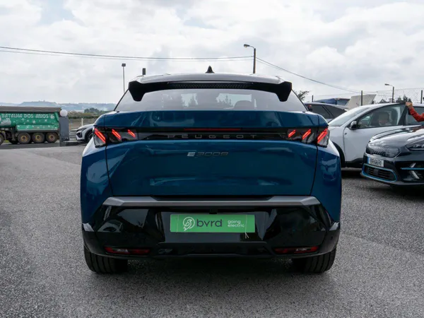 Peugeot E-3008 - Photo 11