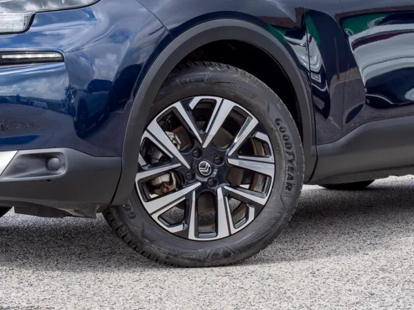 Citroen e-C4 X - Photo 3