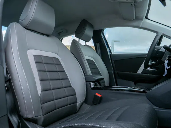 Citroen e-C4 X - Photo 18